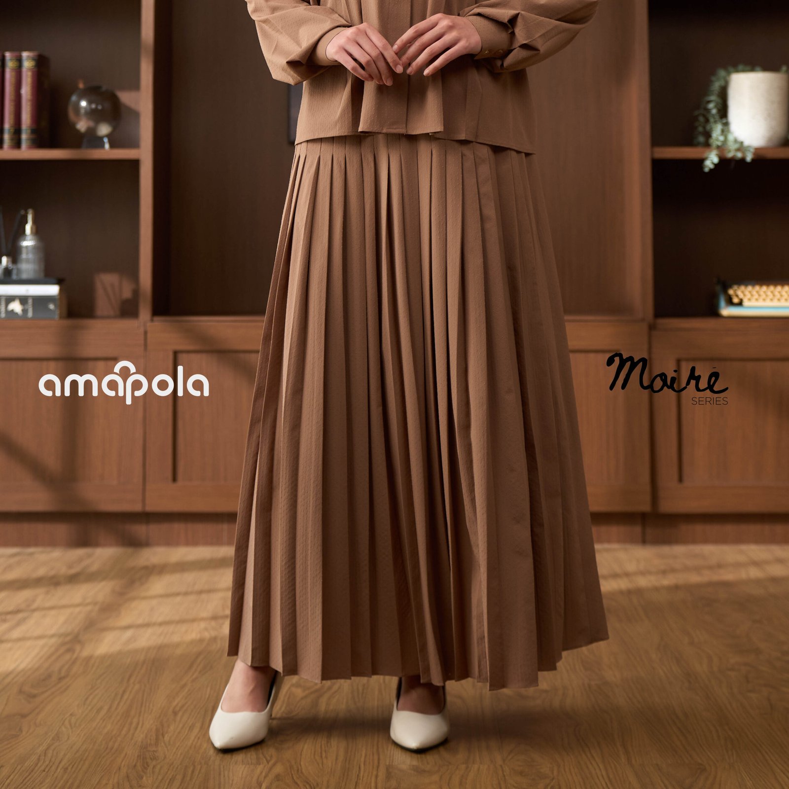 AMAPOLA LABEL – MOIRE PLEATED SKIRT